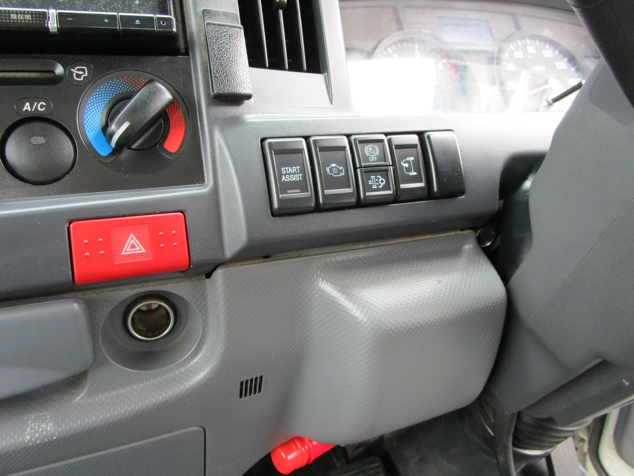 いすゞ エルフ 2RG-NKR88ADの写真20