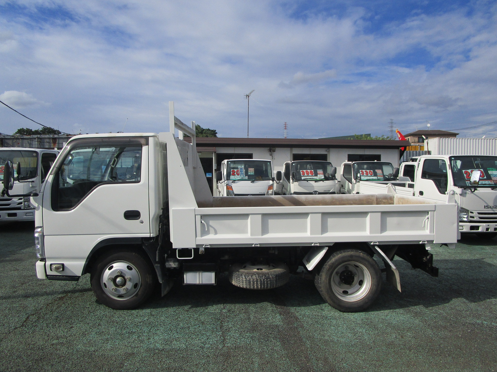 いすゞ エルフ 2RG-NKR88ADの写真4