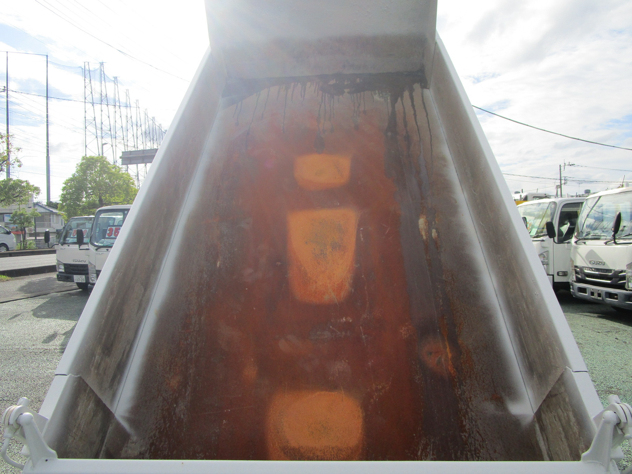 いすゞ エルフ 2RG-NKR88ADの写真9