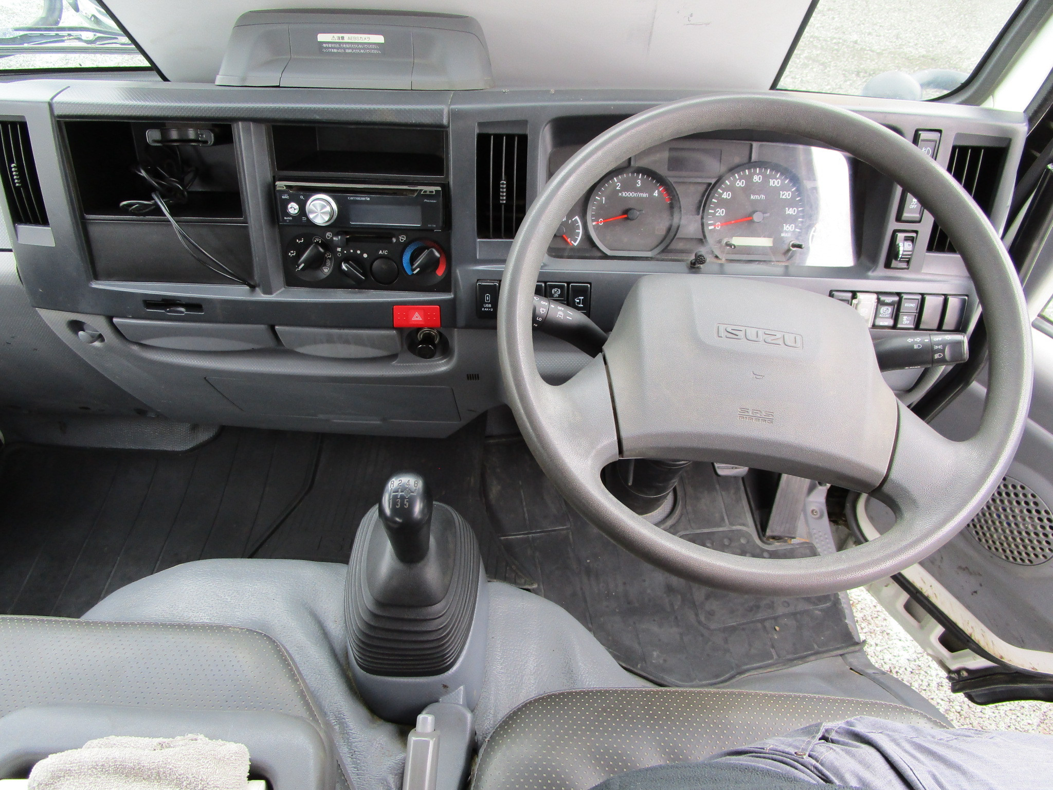 いすゞ エルフ 2RG-NKR88ADの写真17