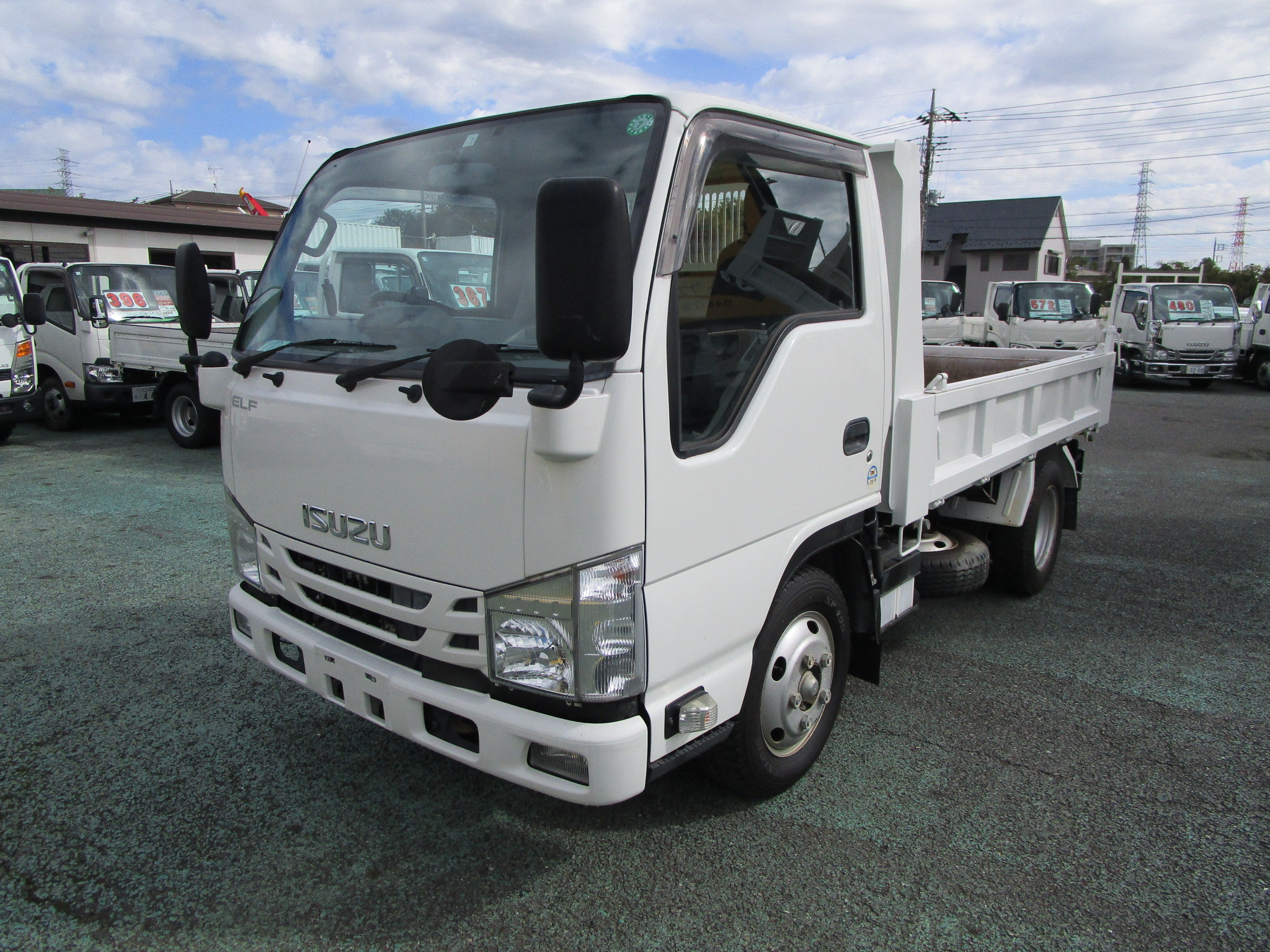 いすゞ エルフ 2RG-NKR88ADの写真1