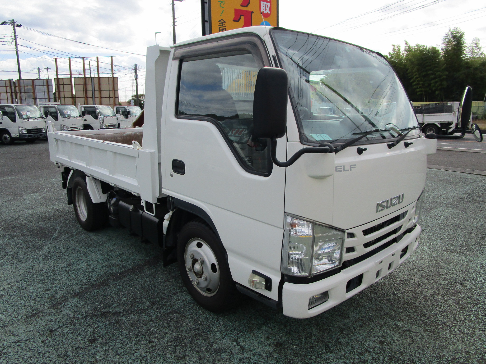 いすゞ エルフ 2RG-NKR88ADの写真3