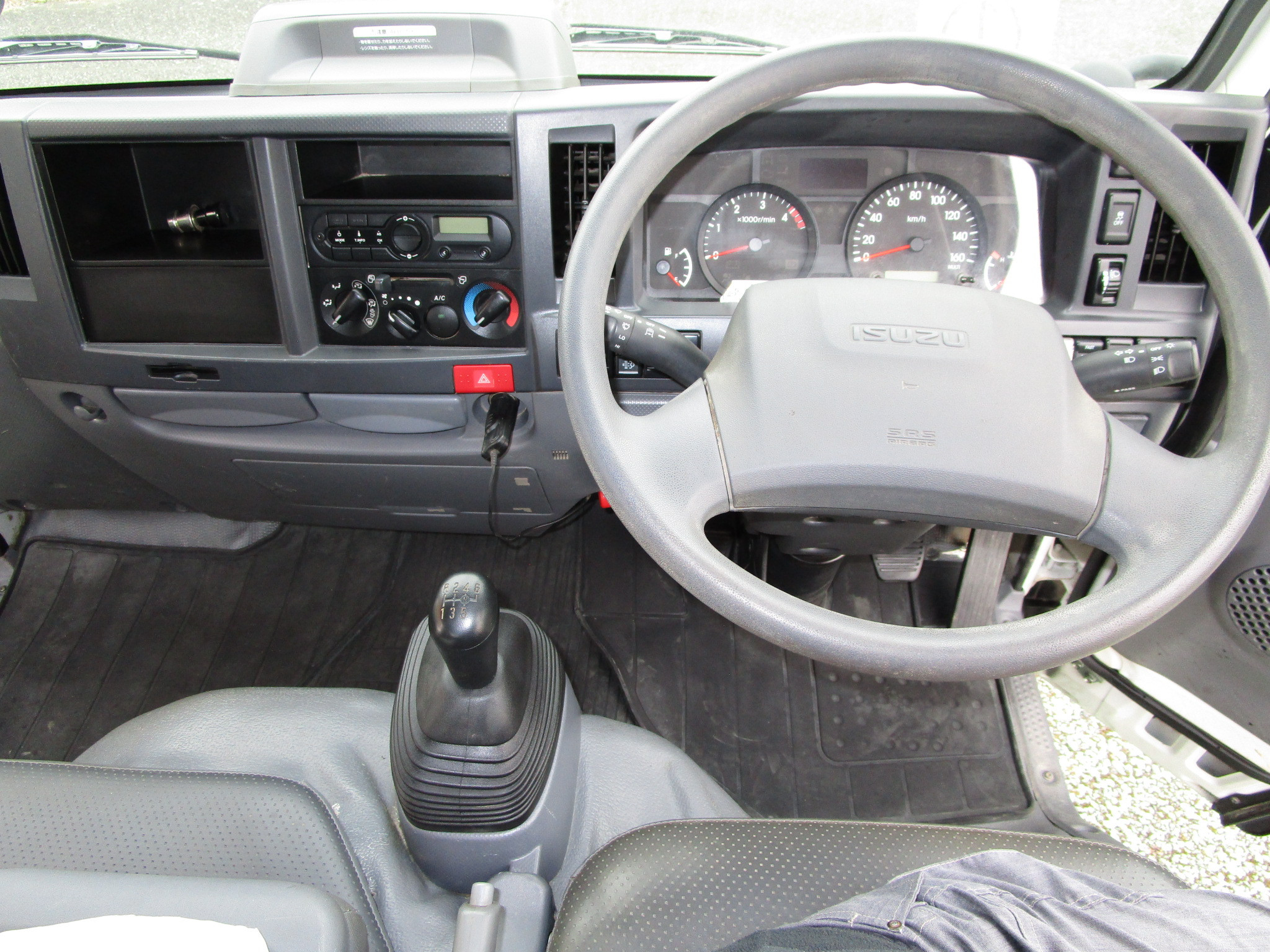 いすゞ エルフ 2RG-NKR88ADの写真18