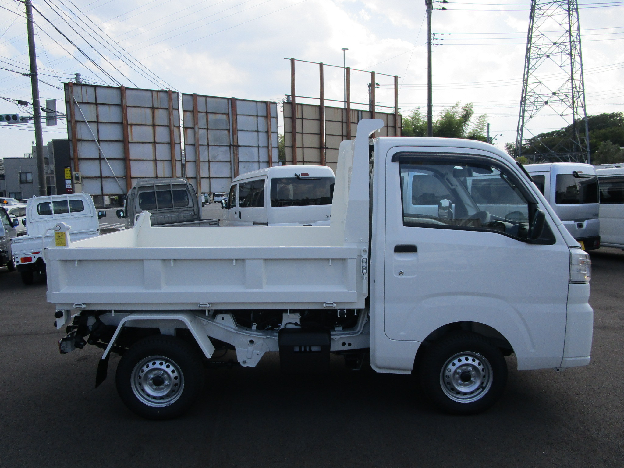 ダイハツ ハイゼットトラック 3BD-S510P(4WD)の写真5