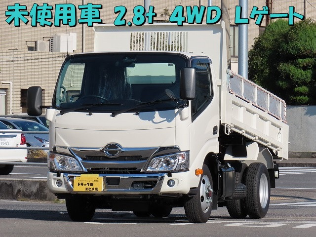 日野 デュトロ 2KG-XZU675T(4WD)の写真1