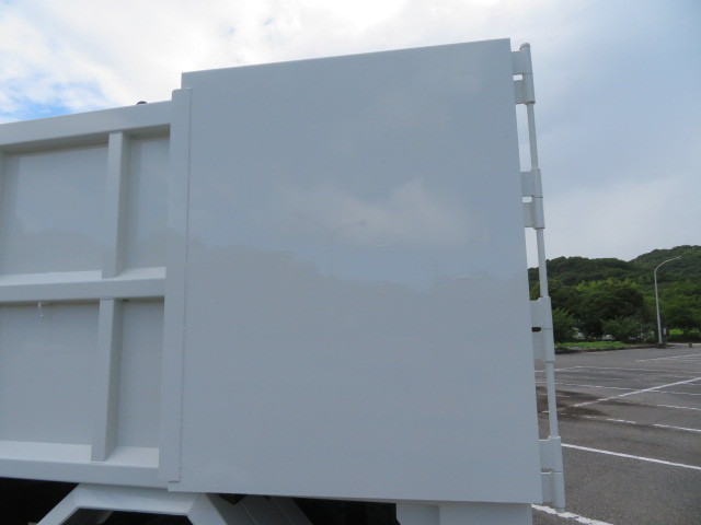 日野 レンジャー 2KG-FD2ABA(2WD)の写真32