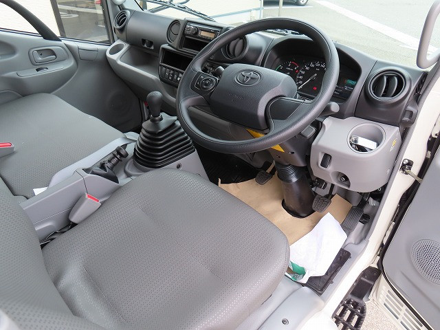 トヨタ ダイナ 2KG-XZU605(2WD)の写真12