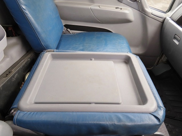 三菱 キャンター PA-FE73DEN(2WD)の写真13