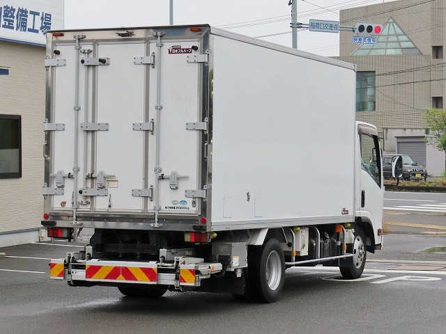 いすゞ エルフ TPG-NMR85AN(2WD)の写真3