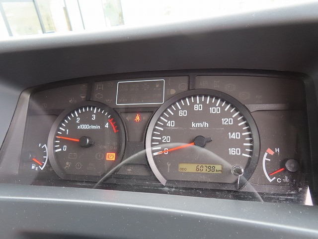 いすゞ エルフ TPG-NMR85AN(2WD)の写真12