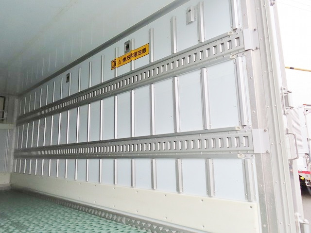 いすゞ エルフ TPG-NMR85AN(2WD)の写真27