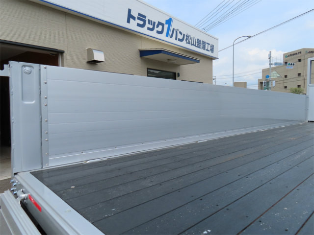 三菱 ファイター 2KG-FK62F(2WD)の写真30