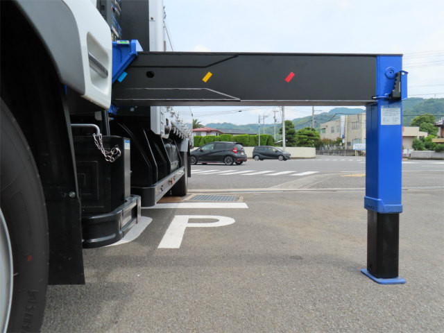 三菱 ファイター 2KG-FK62F(2WD)の写真38