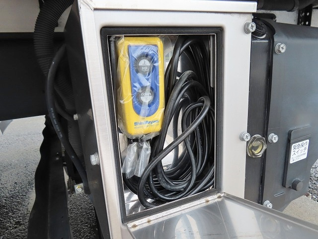 日野 レンジャー 2KG-FD2ABG(2WD)の写真41