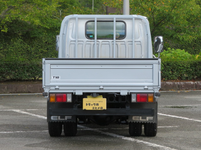 いすゞ エルフ BKG-NJR85A(2WD)の写真8