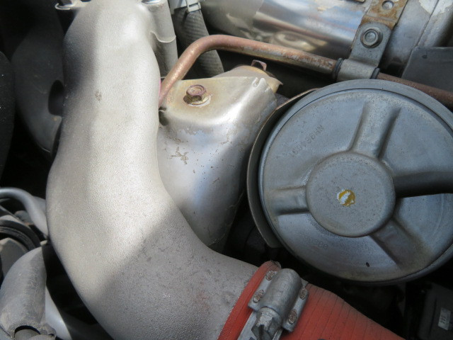 いすゞ エルフ BKG-NJR85A(2WD)の写真39