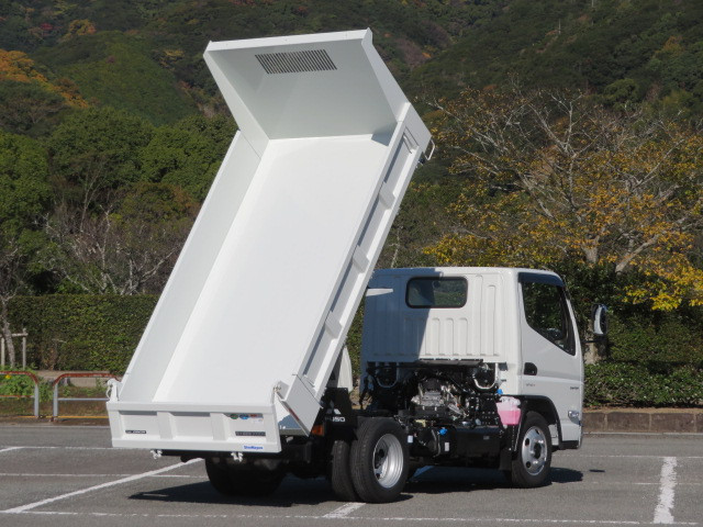 三菱 キャンター 2RG-FBA60(2WD)の写真10
