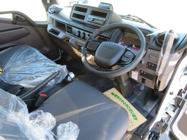 三菱 キャンター 2RG-FBA60(2WD)の写真11