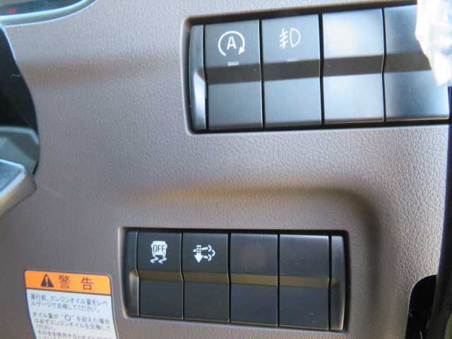 三菱 キャンター 2RG-FBA60(2WD)の写真16