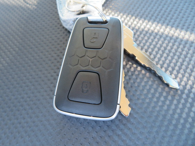 三菱 キャンター 2RG-FBA60(2WD)の写真20