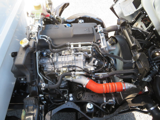 三菱 キャンター 2RG-FBA60(2WD)の写真39