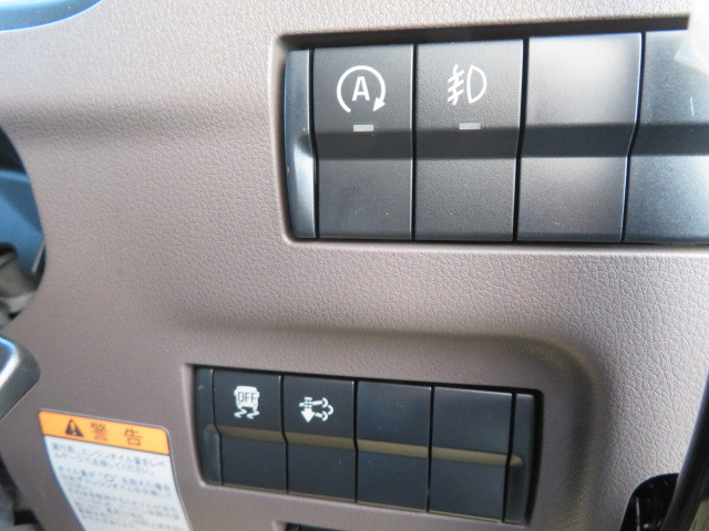 三菱 キャンター 2RG-FBA60(2WD)の写真16