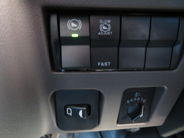 三菱 キャンター 2RG-FBA60(2WD)の写真17