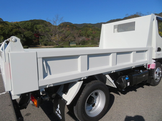 三菱 キャンター 2RG-FBA60(2WD)の写真33