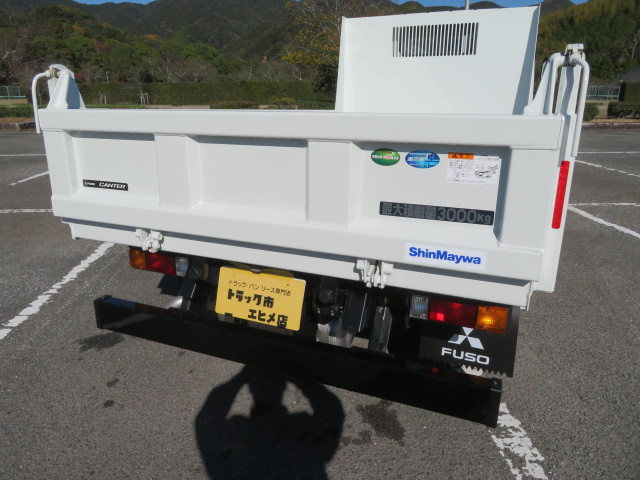 三菱 キャンター 2RG-FBA60(2WD)の写真35