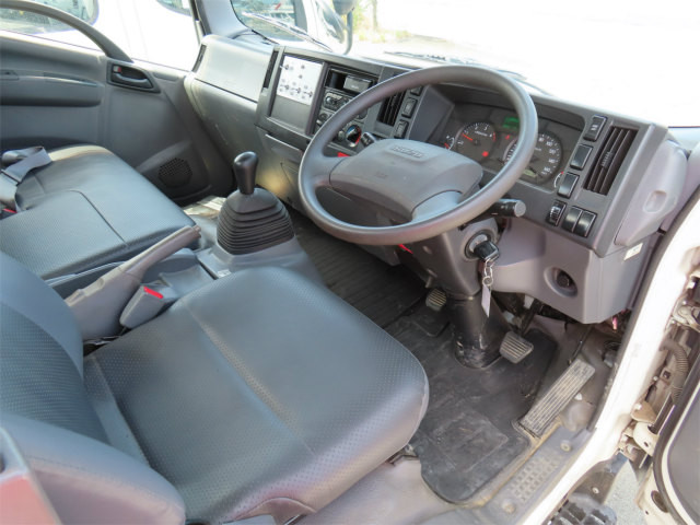 いすゞ エルフ 2PG-NPR88YNの写真9