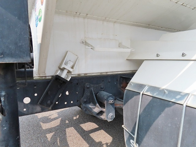 いすゞ エルフ 2PG-NPR88YNの写真45