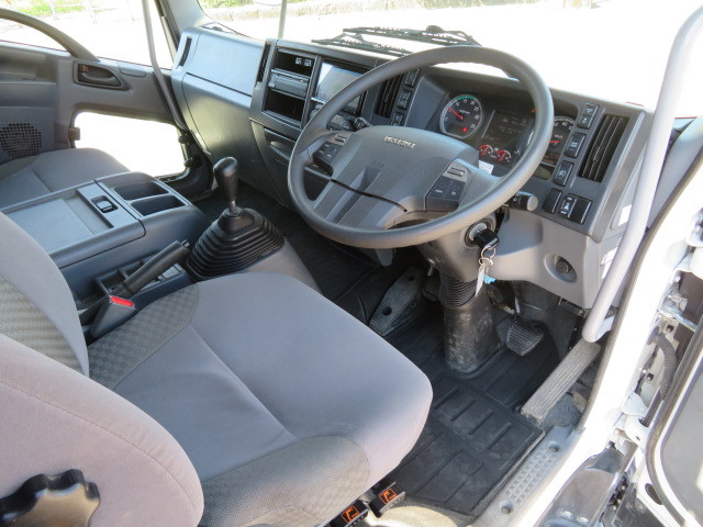 いすゞ フォワード 2RG-FSR90S2(2WD)の写真10