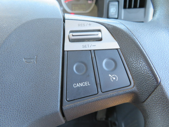 いすゞ フォワード 2RG-FSR90S2(2WD)の写真14