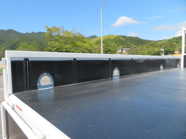 いすゞ フォワード 2RG-FSR90S2(2WD)の写真27