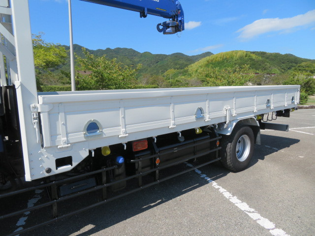 いすゞ フォワード 2RG-FSR90S2(2WD)の写真30