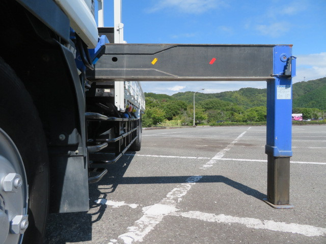 いすゞ フォワード 2RG-FSR90S2(2WD)の写真35