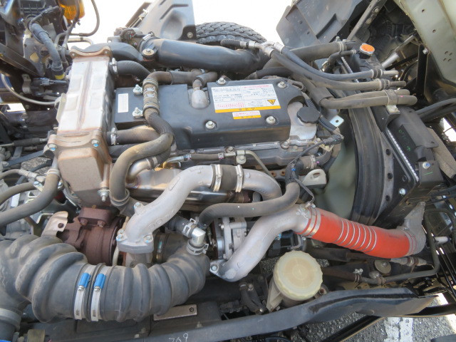 いすゞ フォワード 2RG-FSR90S2(2WD)の写真41