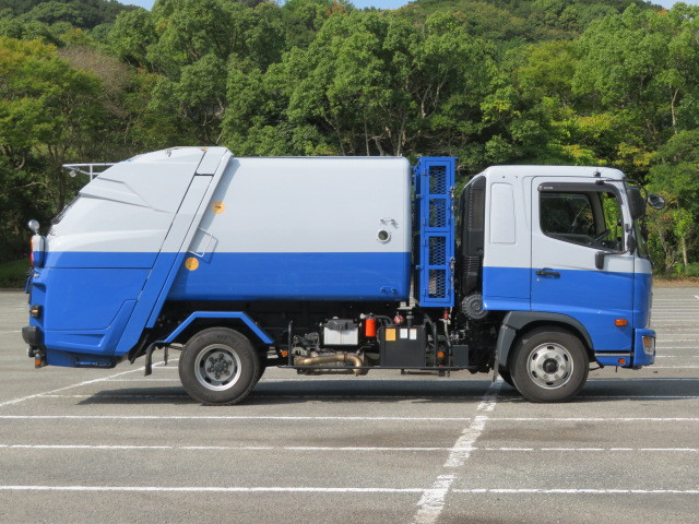 日野 レンジャー 2KG-FD2ABA(2WD)の写真5