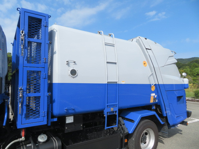 日野 レンジャー 2KG-FD2ABA(2WD)の写真32