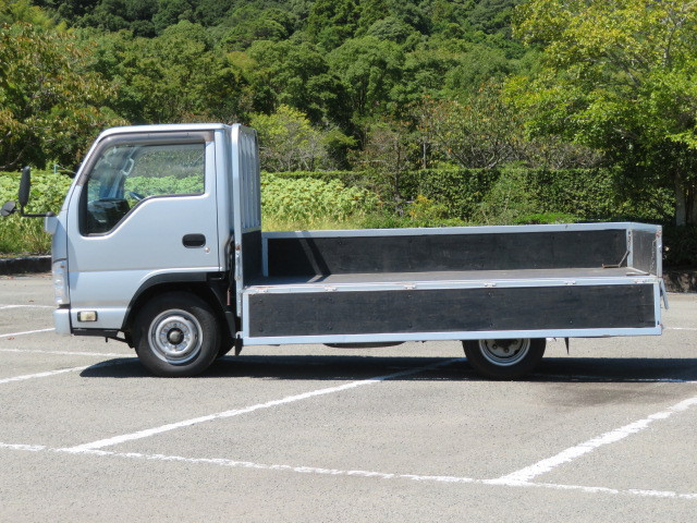 いすゞ エルフ TKG-NJR85A(2WD)の写真9