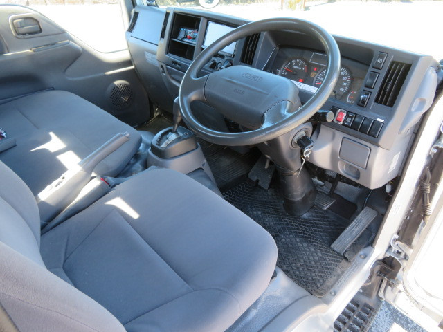 いすゞ エルフ TKG-NJR85A(2WD)の写真10