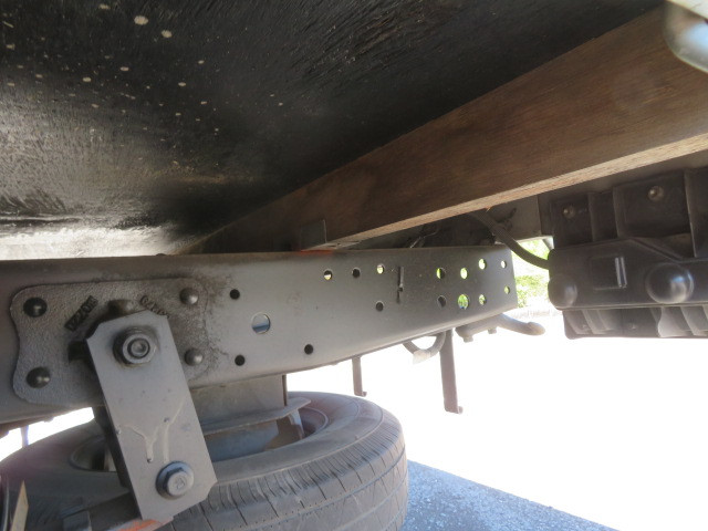 いすゞ エルフ TKG-NJR85A(2WD)の写真39