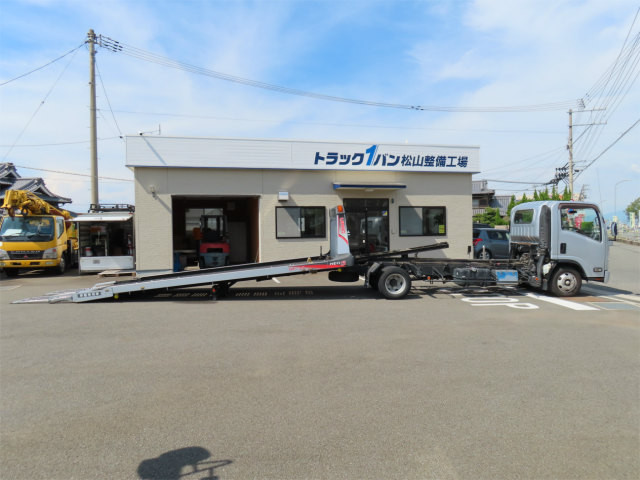 いすゞ エルフ TRG-NPR85AN(2WD)の写真11