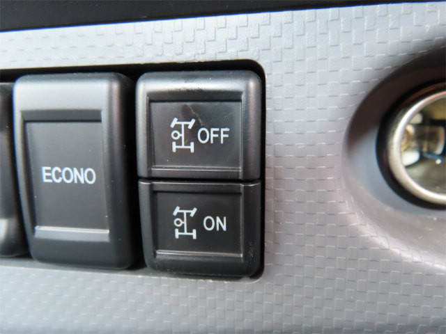 いすゞ エルフ TRG-NPR85AN(2WD)の写真19