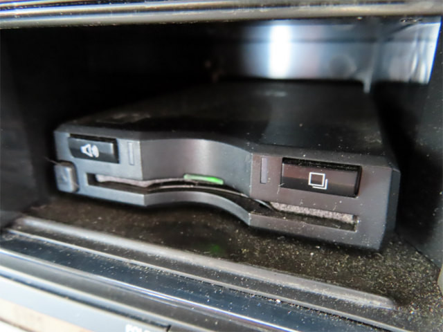 いすゞ エルフ TRG-NPR85AN(2WD)の写真21