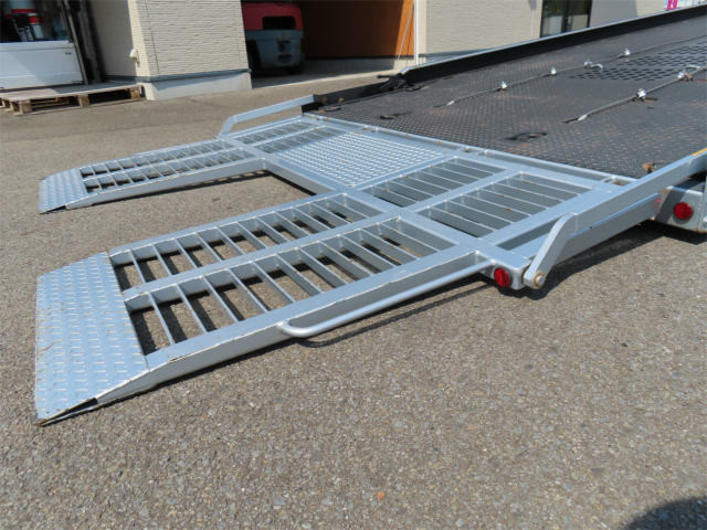 いすゞ エルフ TRG-NPR85AN(2WD)の写真31