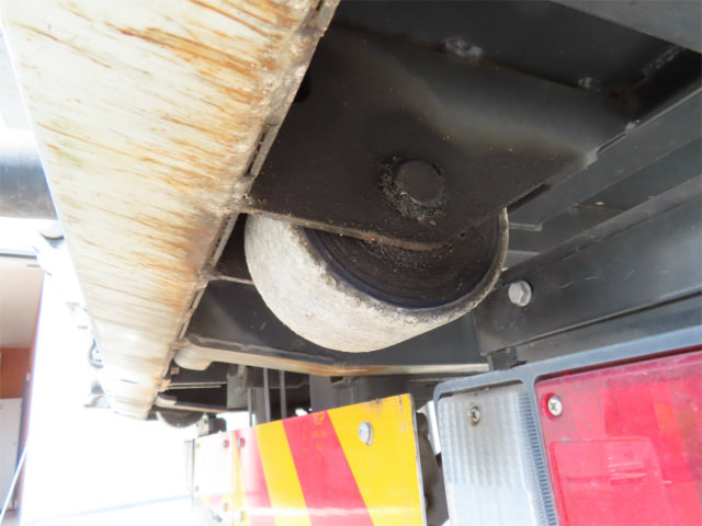 いすゞ エルフ TRG-NPR85AN(2WD)の写真34