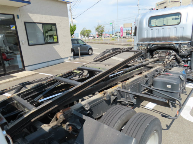 いすゞ エルフ TRG-NPR85AN(2WD)の写真47