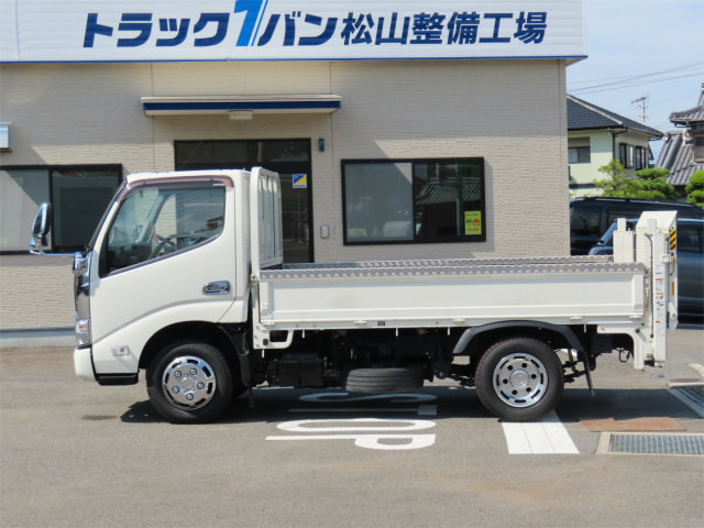 日野 デュトロ TPG-XZU605M(2WD)の写真4
