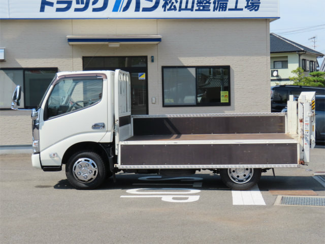 日野 デュトロ TPG-XZU605M(2WD)の写真10